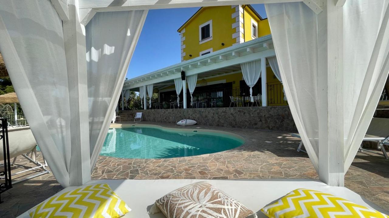 Borgo Del Nespolo Bed & Breakfast Peschici Luaran gambar